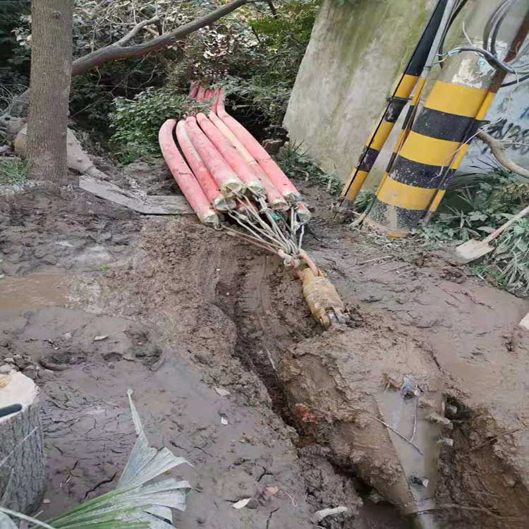 南川铁矿拖拉管